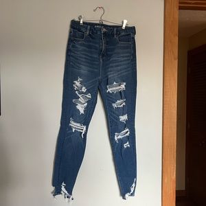 American Eagle Distressed Dream Jean